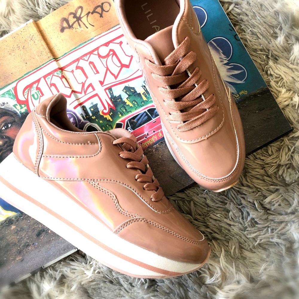⚡️Blush Holo Platform Sneakers